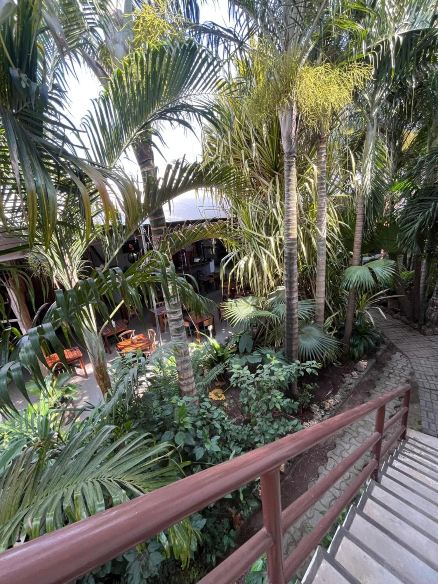 27 Cafe Zanzibar Airport Hotel - Image 11