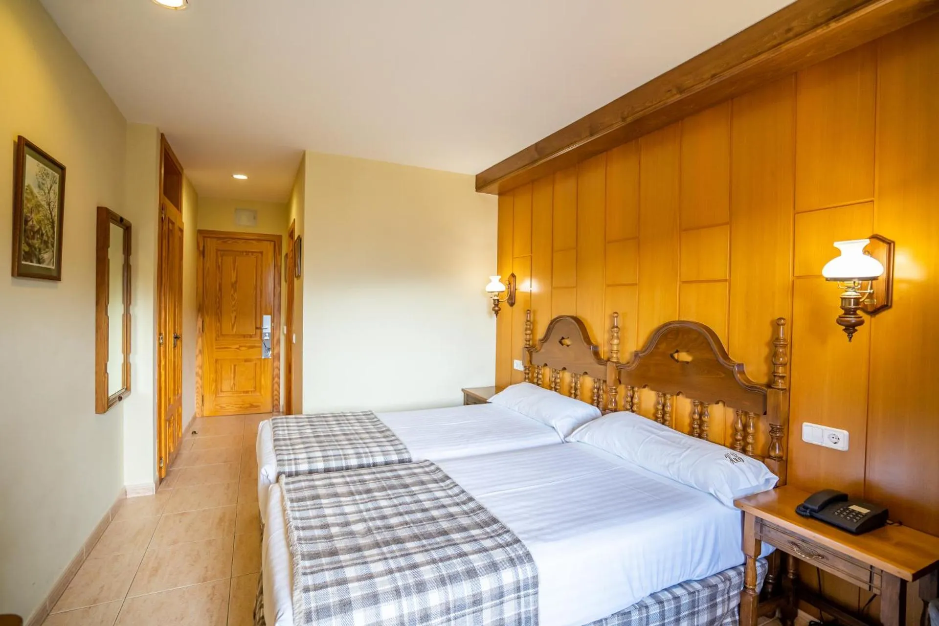 Experience Luxury at abba Ordino Babot Hotel in Andorra - Image 20