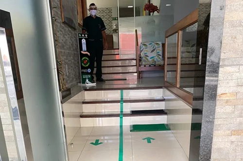 Abrolhos Praia Hotel - Image 1