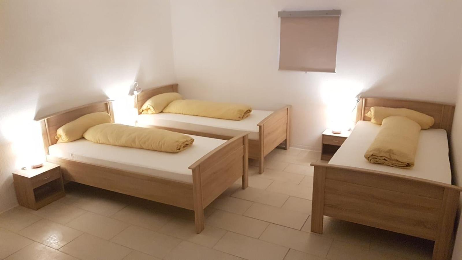 Air Rooms Hotel - Image 7