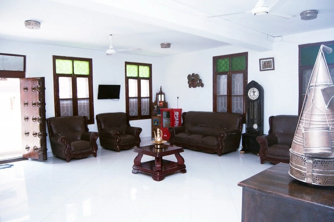 ALL SEASONS HOTEL - Image 9