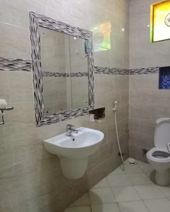 ALL SEASONS HOTEL - Image 12