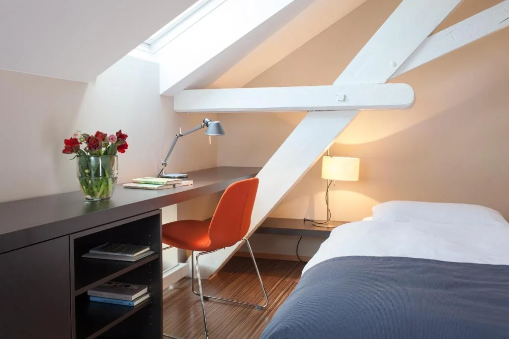 Altstadt Hotel - Image 8