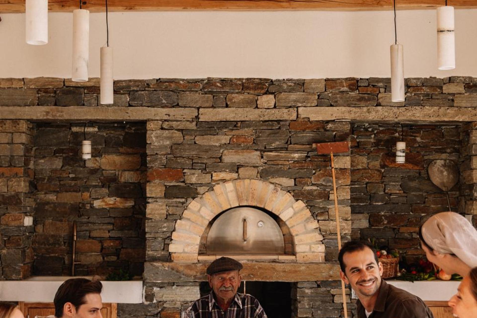 Ammothines Cycladic Suites - Image 5