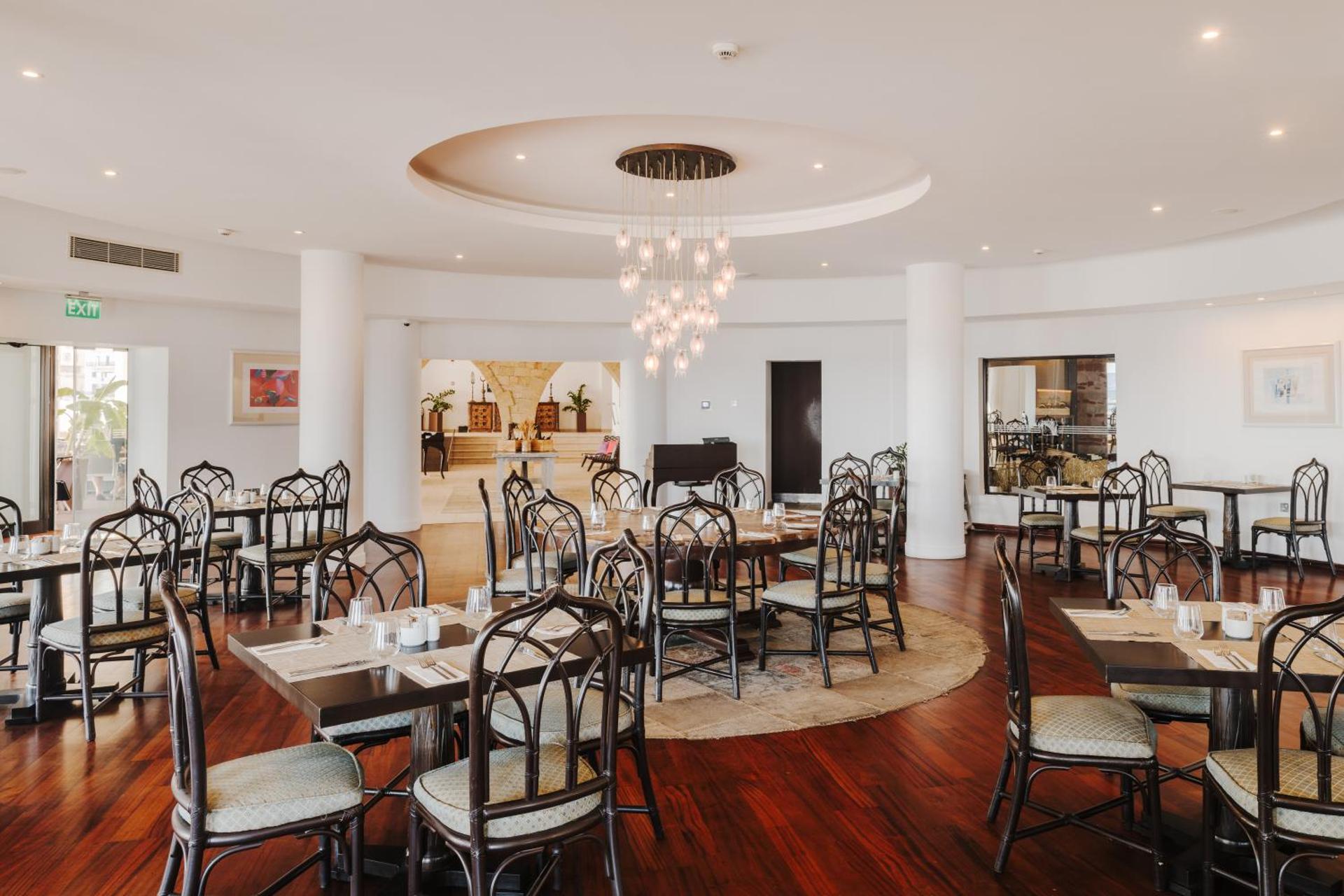 Arkin Palm Beach Hotel - Image 5