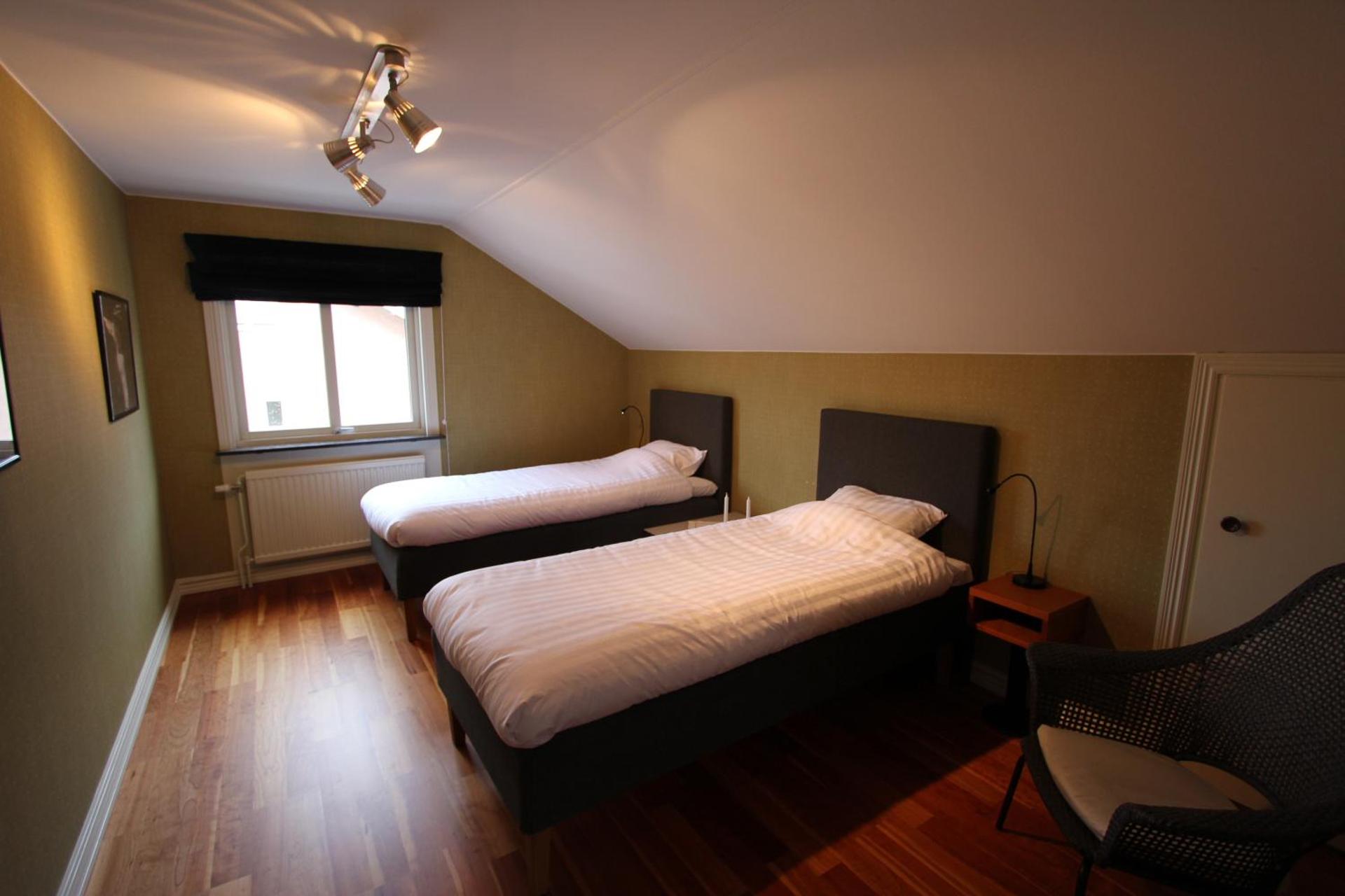 At Home Bed & Breakfast - Image 8