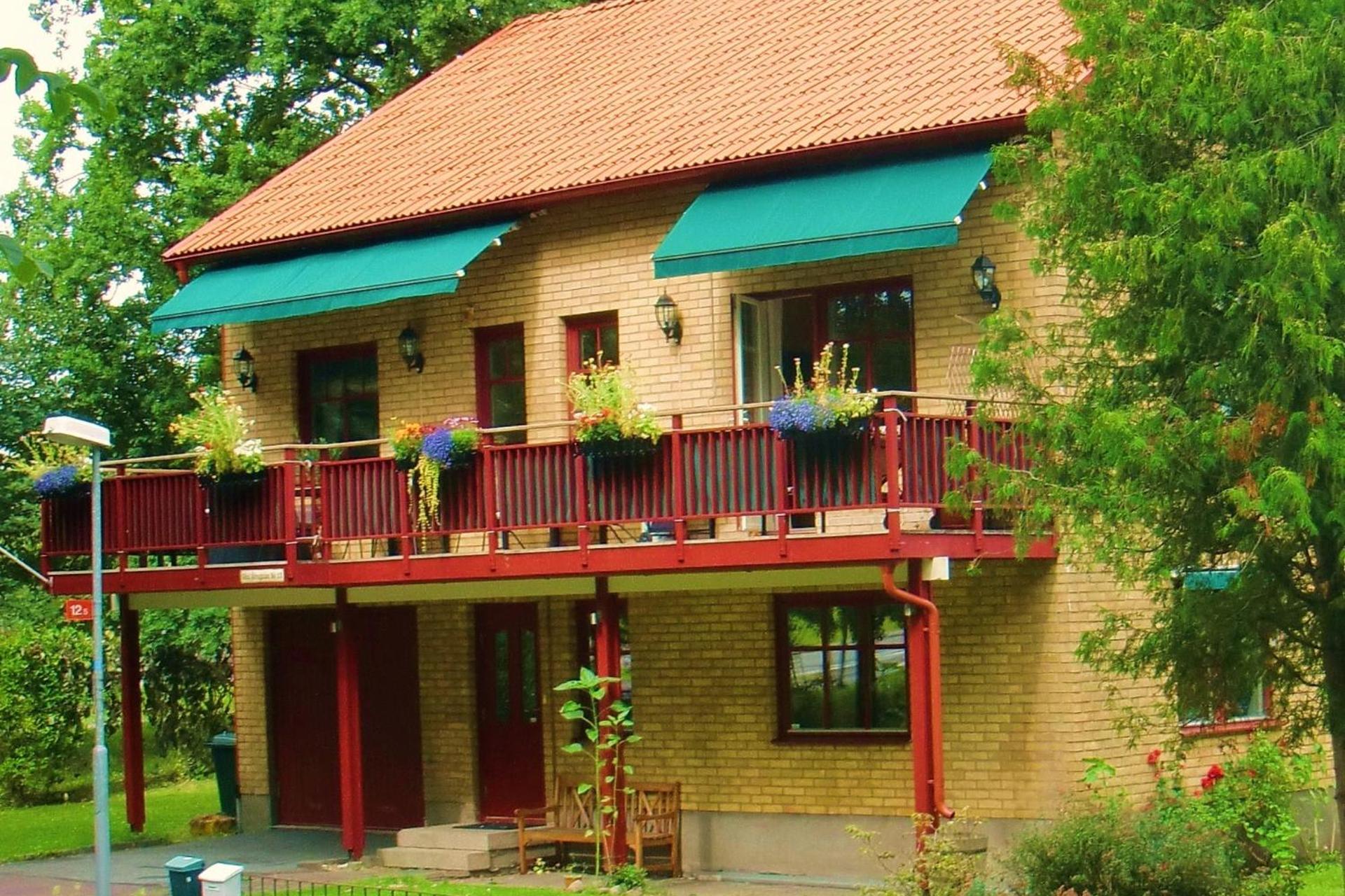 At Home Bed & Breakfast - Image 9