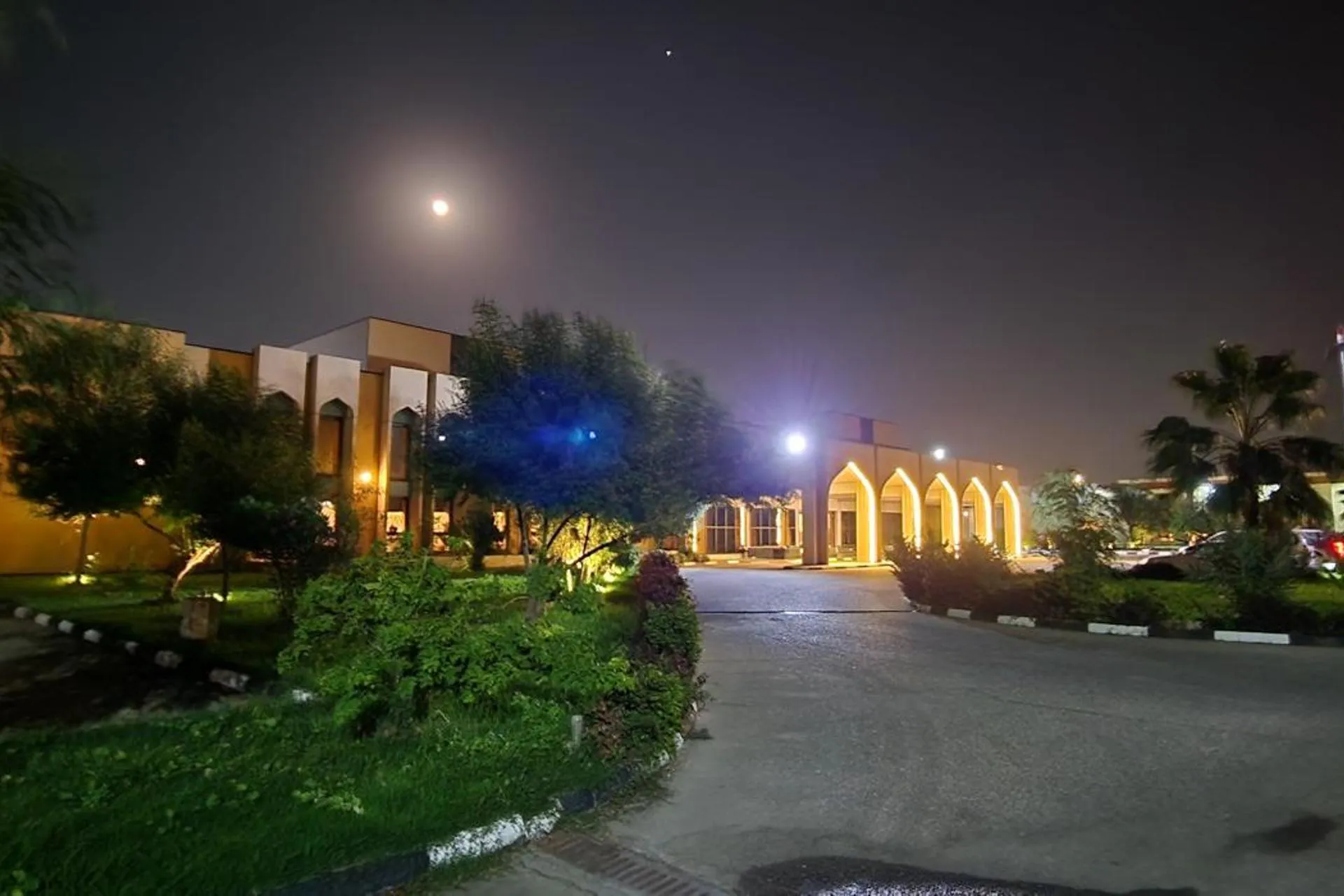 Basra International Hotel - Image 5