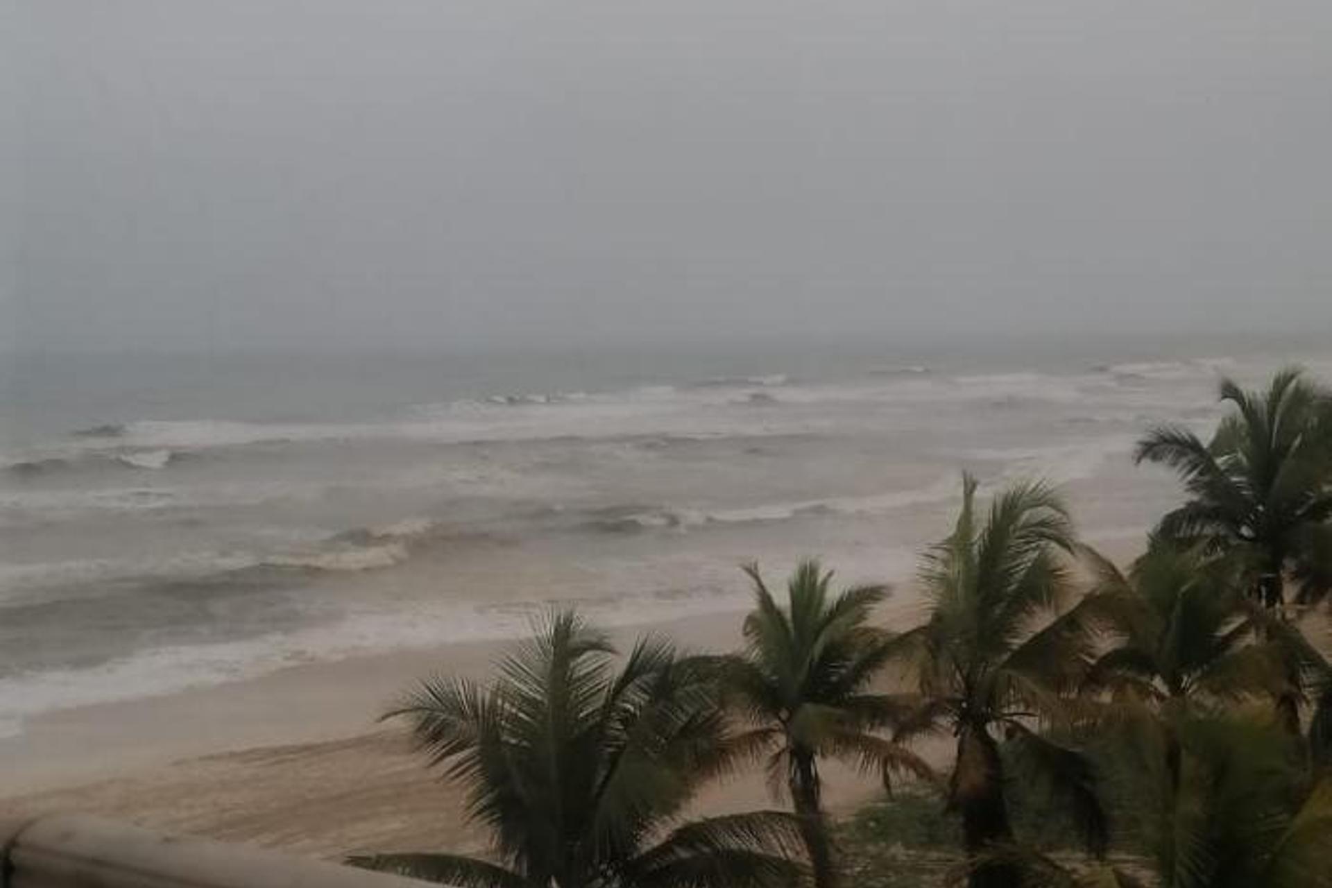 Beach Resort Salalah - Image 19