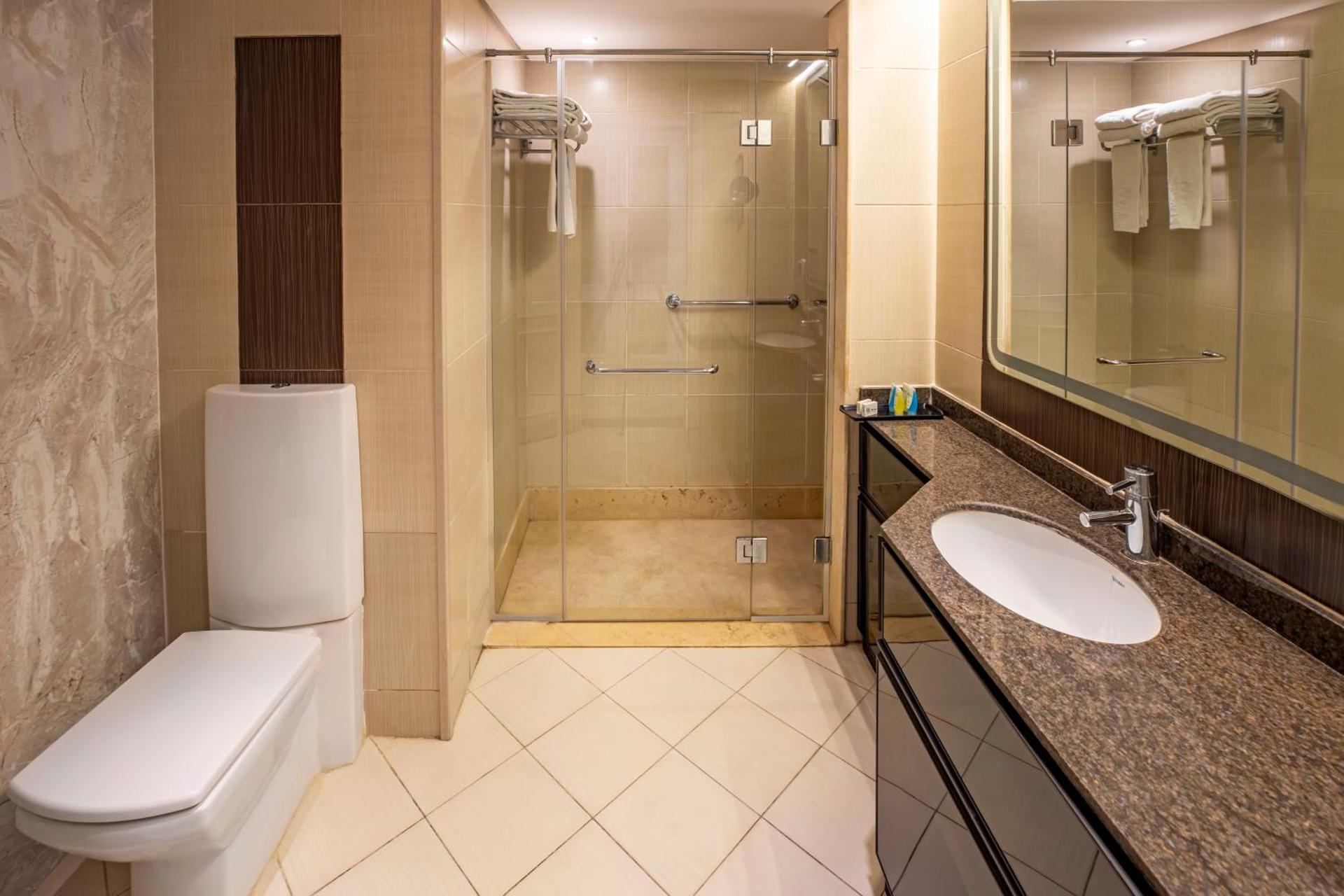 Beau Site Belle Vue Hotel - Image 16