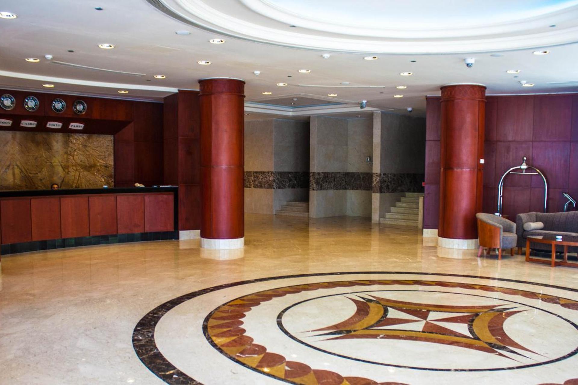 Beau Site Belle Vue Hotel - Image 7