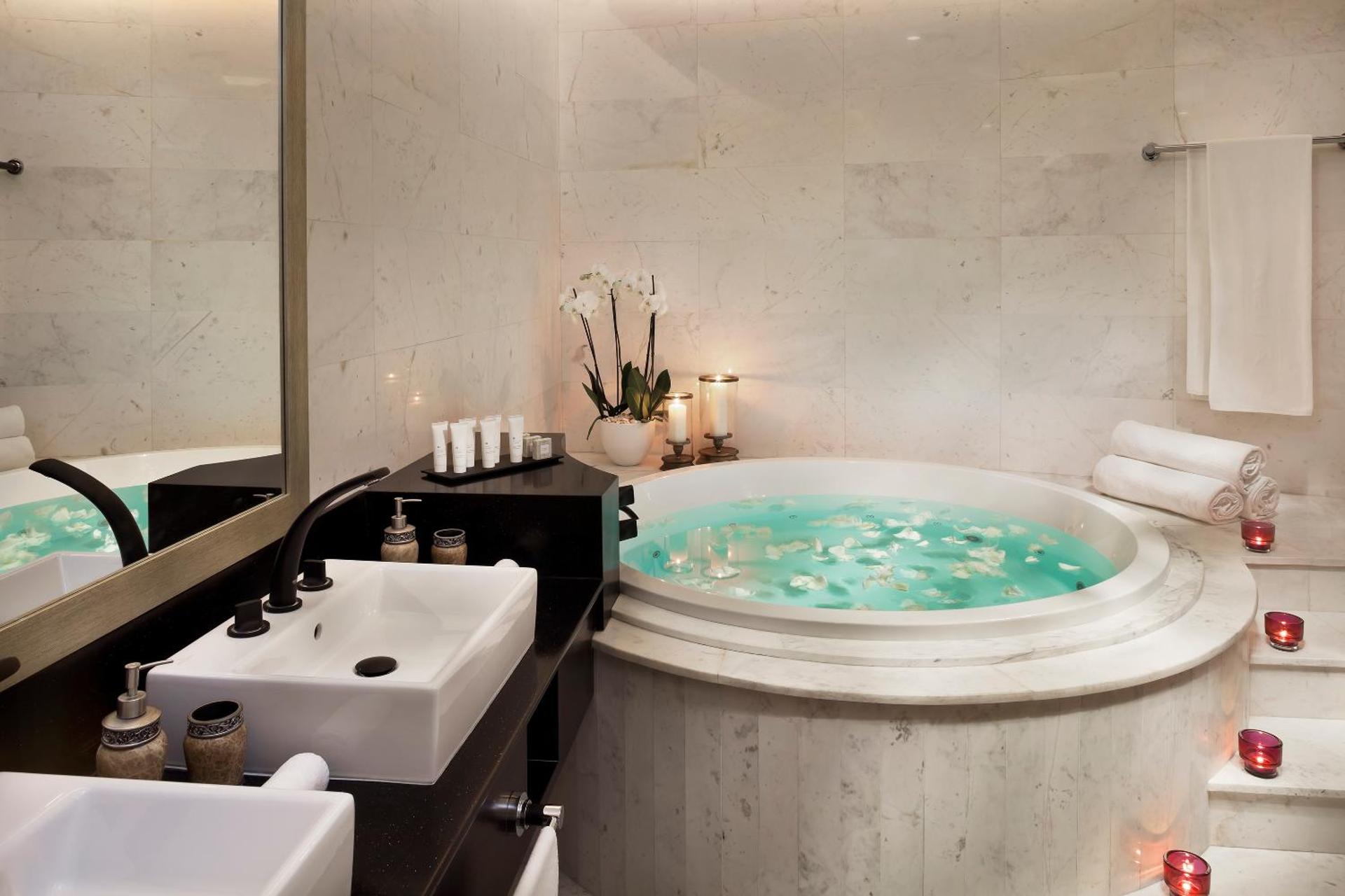 Best Plaza West Bay Hotel - Image 3