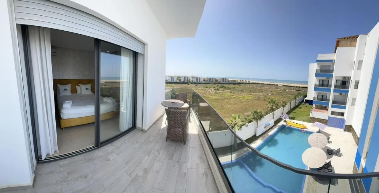 Casa Beach Hotel - Image 16