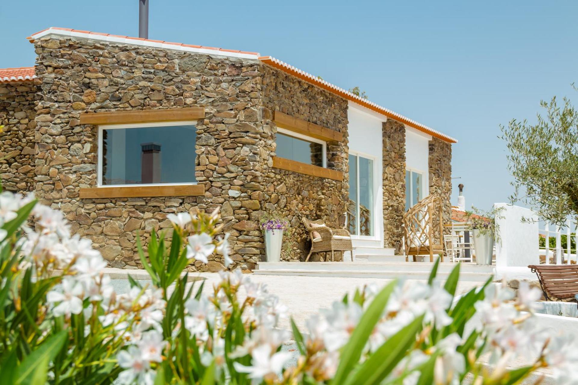 Descubra a Casa Cardoso: Um Refúgio de Conforto e Aconchego - Imagem 50