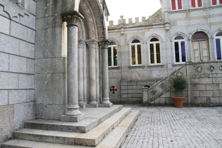 Descubra a Casa da Quinta da Calçada: Um Refúgio de Conforto e Elegância - Imagem 50