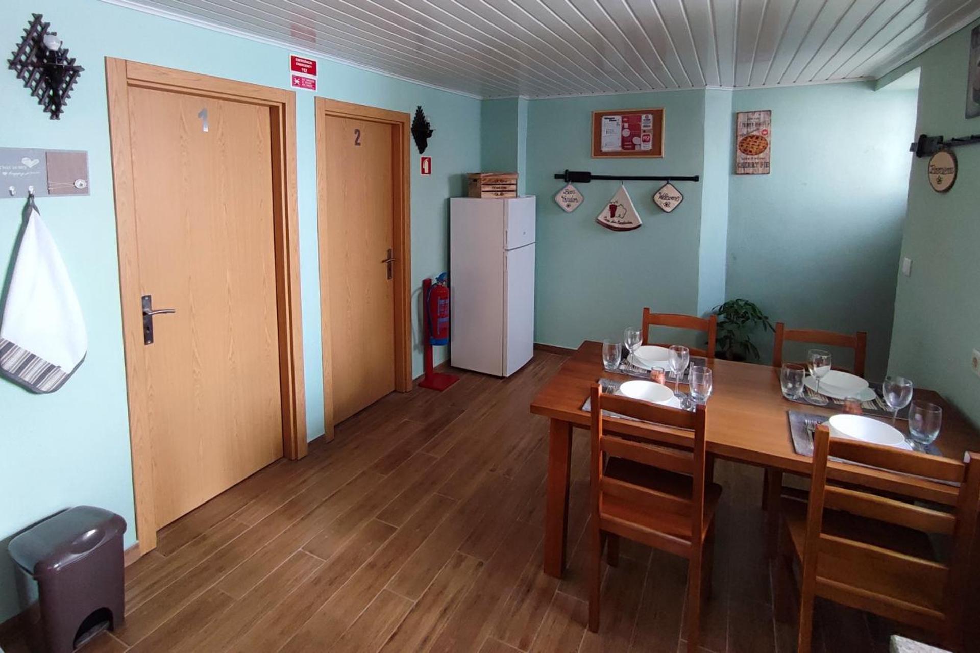 Descubra o Refúgio Perfeito na Casa das Escadinhas - Imagem 27