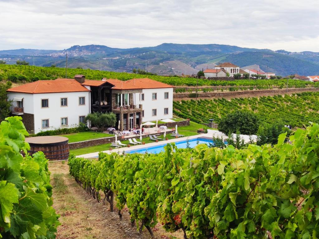 Descubra a Casa das Pipas / Quinta do Portal: Uma Experiência Incomparável