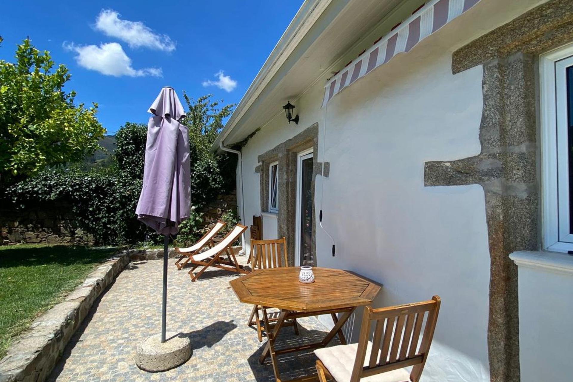 Descubra a Casa de Carrapatelo: Um Refúgio de Conforto e Confiança - Imagem 37