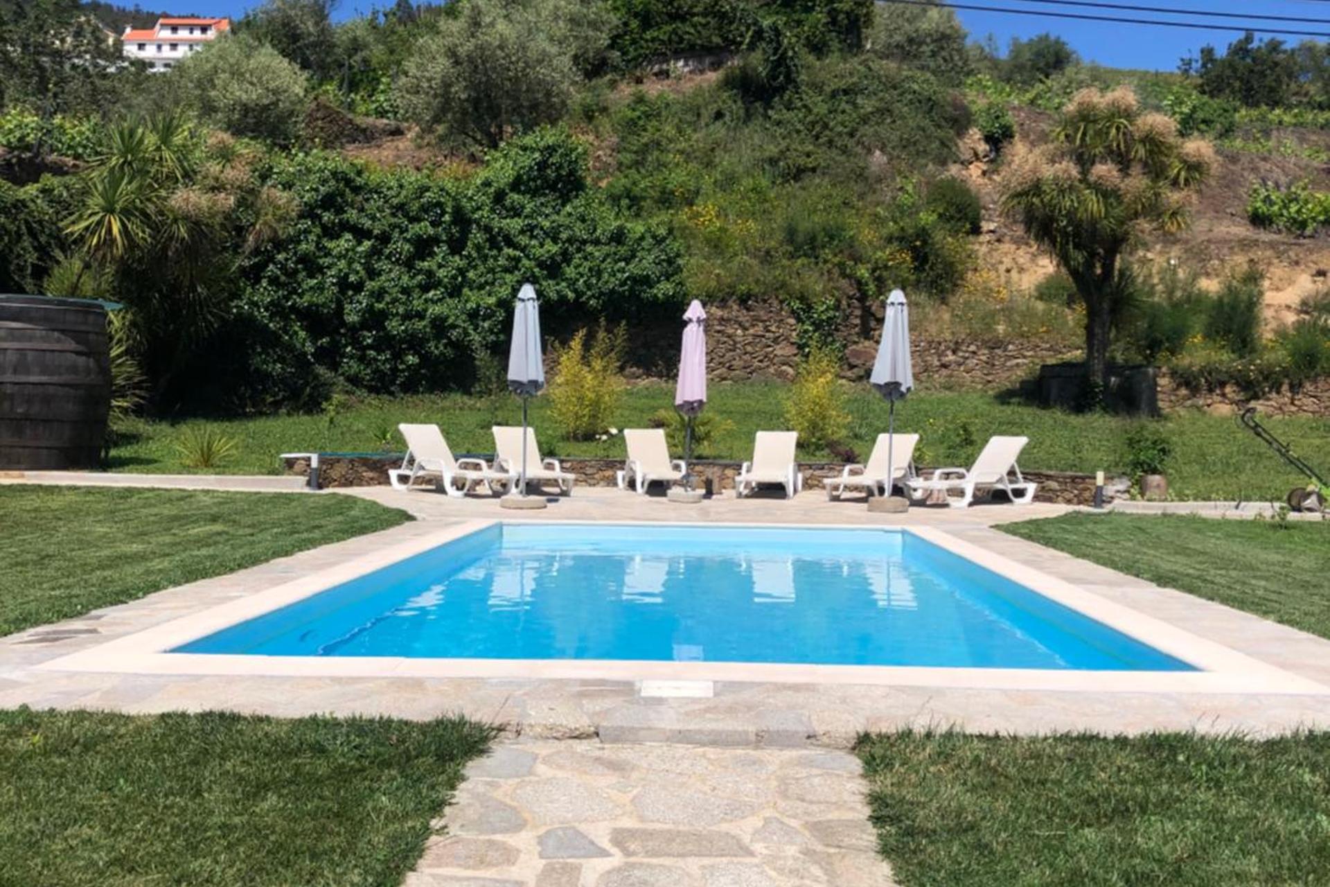 Descubra a Casa de Carrapatelo: Um Refúgio de Conforto e Confiança - Imagem 46