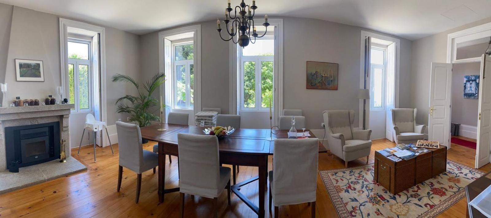 Descubra a Casa de Carrapatelo: Um Refúgio de Conforto e Confiança - Imagem 58