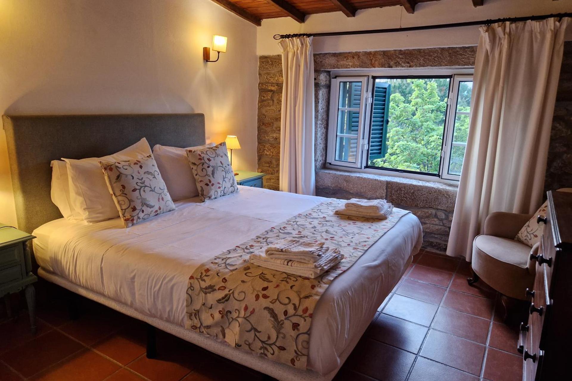 Descubra a Casa de São Miguel Douro: Um Refúgio de Conforto e Tradição - Imagem 2