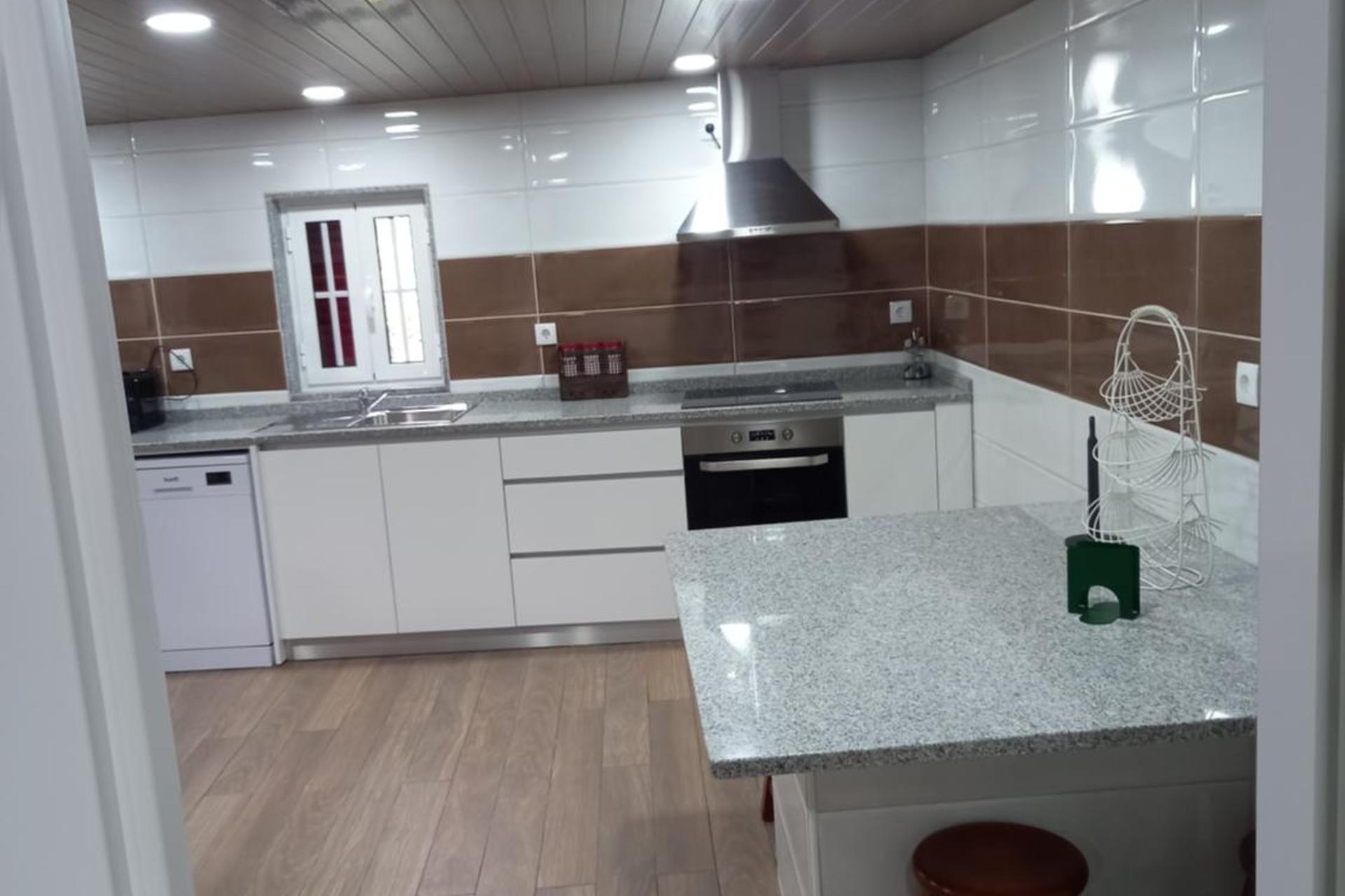 Descubra o Encanto da Casa do Moinho: Sua Próxima Parada de Férias - Imagem 34