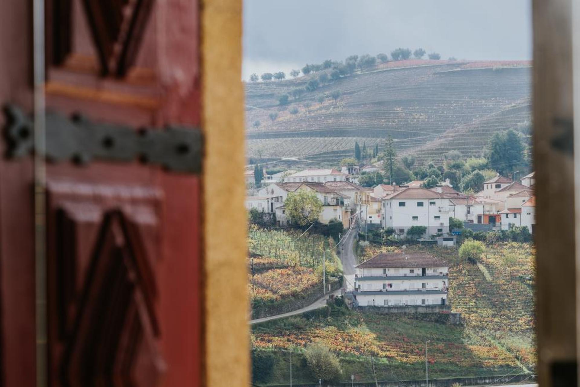 Descubra a Casa do Salgueiral: Sua Experiência de Hospitalidade Inigualável - Imagem 47