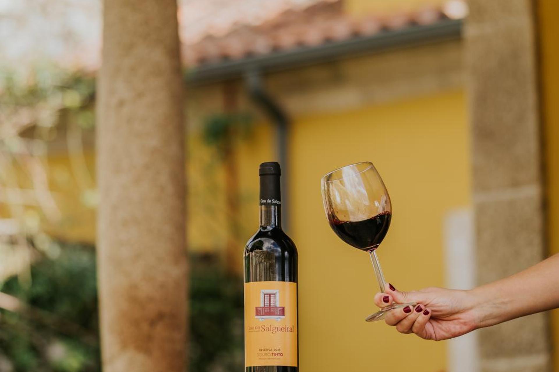 Descubra a Casa do Salgueiral: Sua Experiência de Hospitalidade Inigualável - Imagem 65