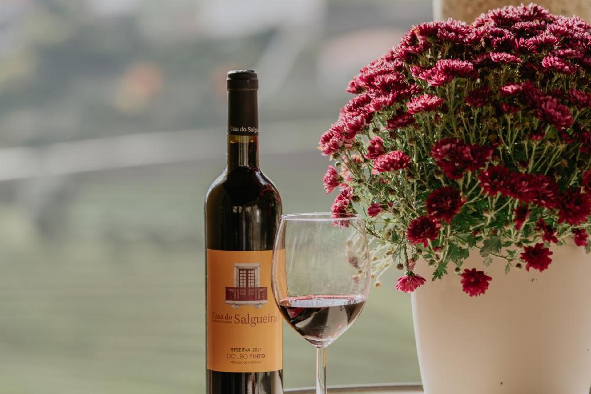 Descubra a Casa do Salgueiral: Sua Experiência de Hospitalidade Inigualável - Imagem 70