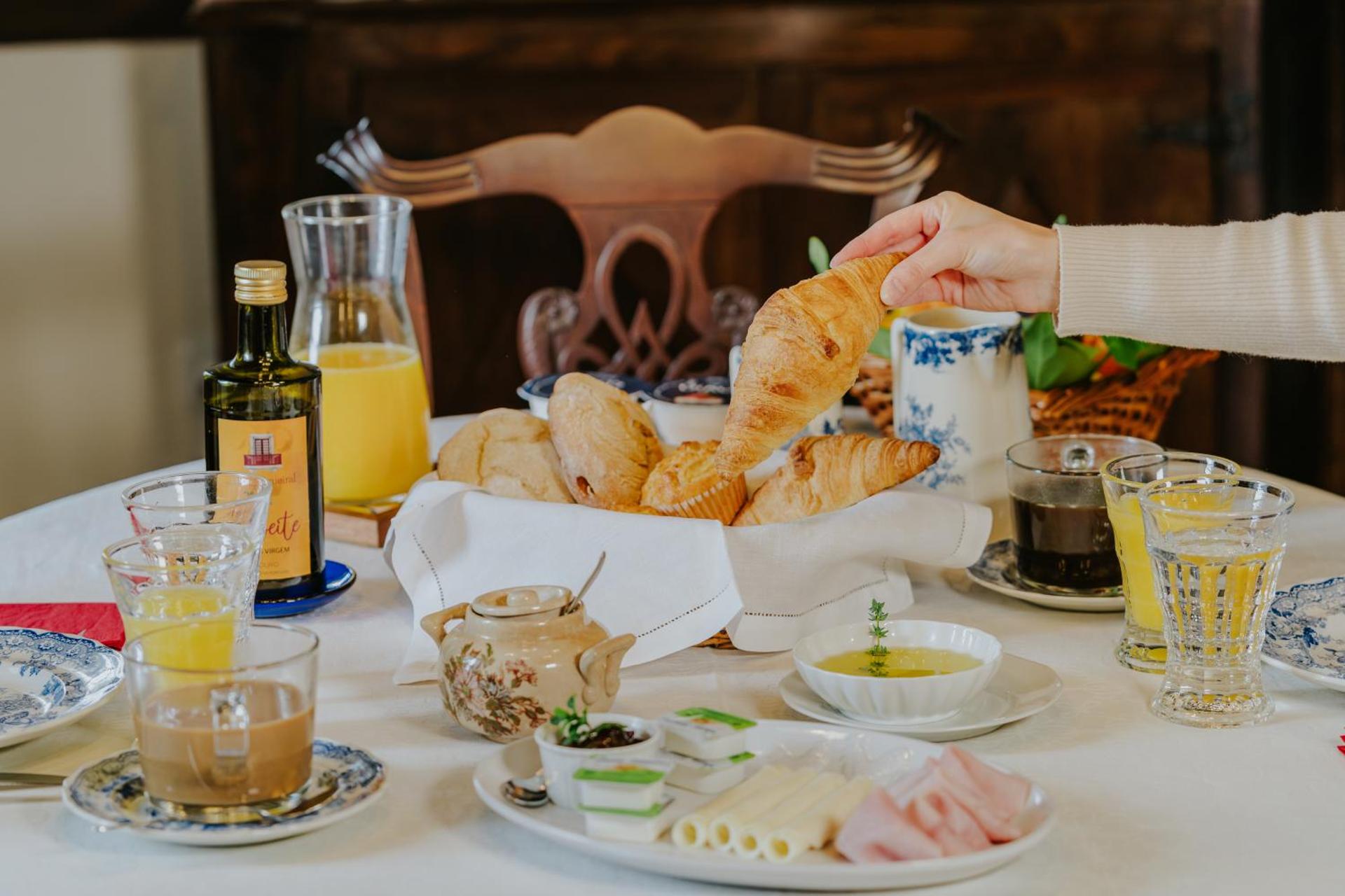 Descubra a Casa do Salgueiral: Sua Experiência de Hospitalidade Inigualável - Imagem 94