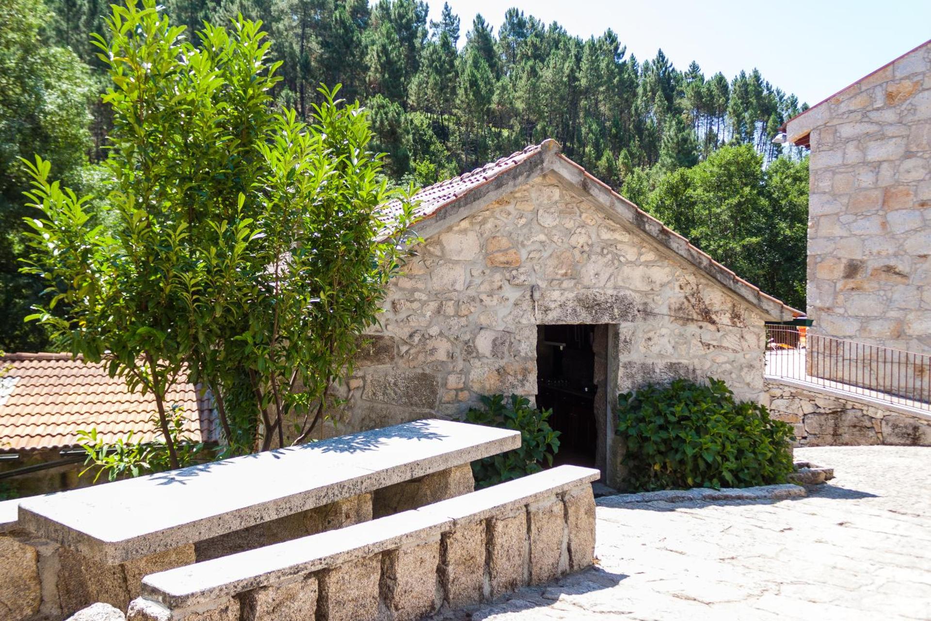 Descubra a Casa Moinho da Mouta: Onde o Conforto Encontra a Natureza - Imagem 43