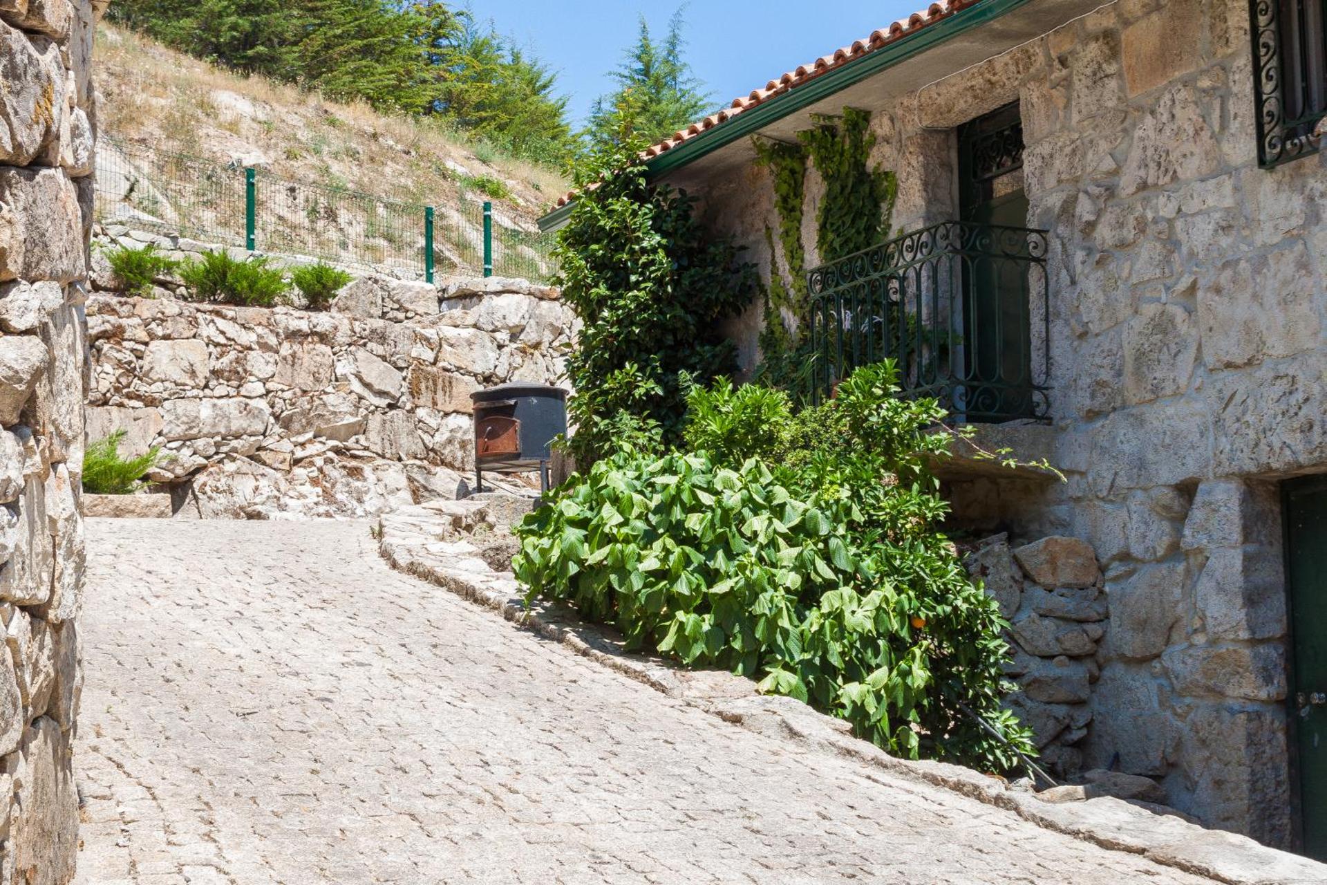 Descubra a Casa Moinho da Mouta: Onde o Conforto Encontra a Natureza - Imagem 46