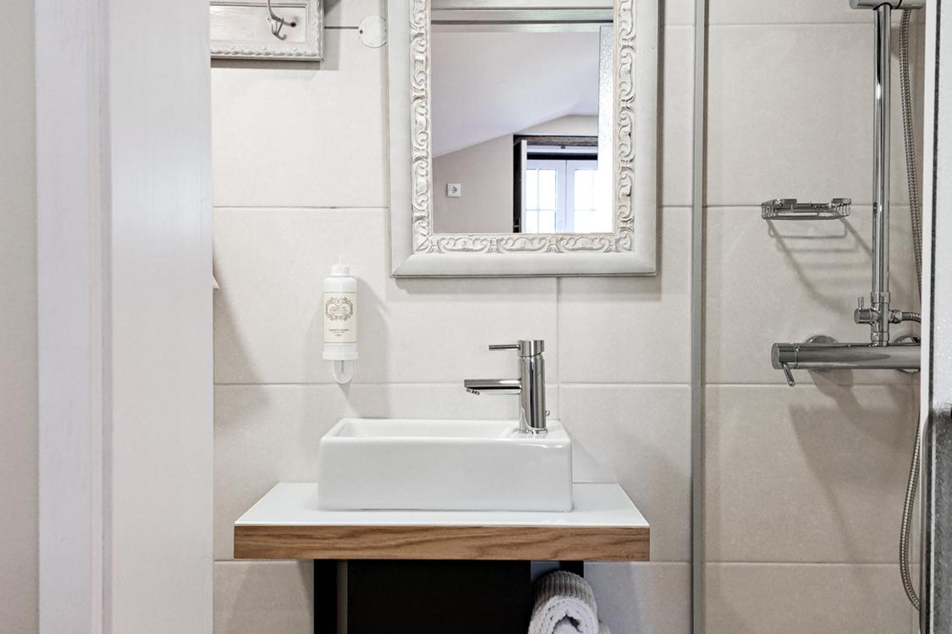 Descubra o Conforto e a Tradição do Casa Recanto do Teatro em Lamego - Imagem 60