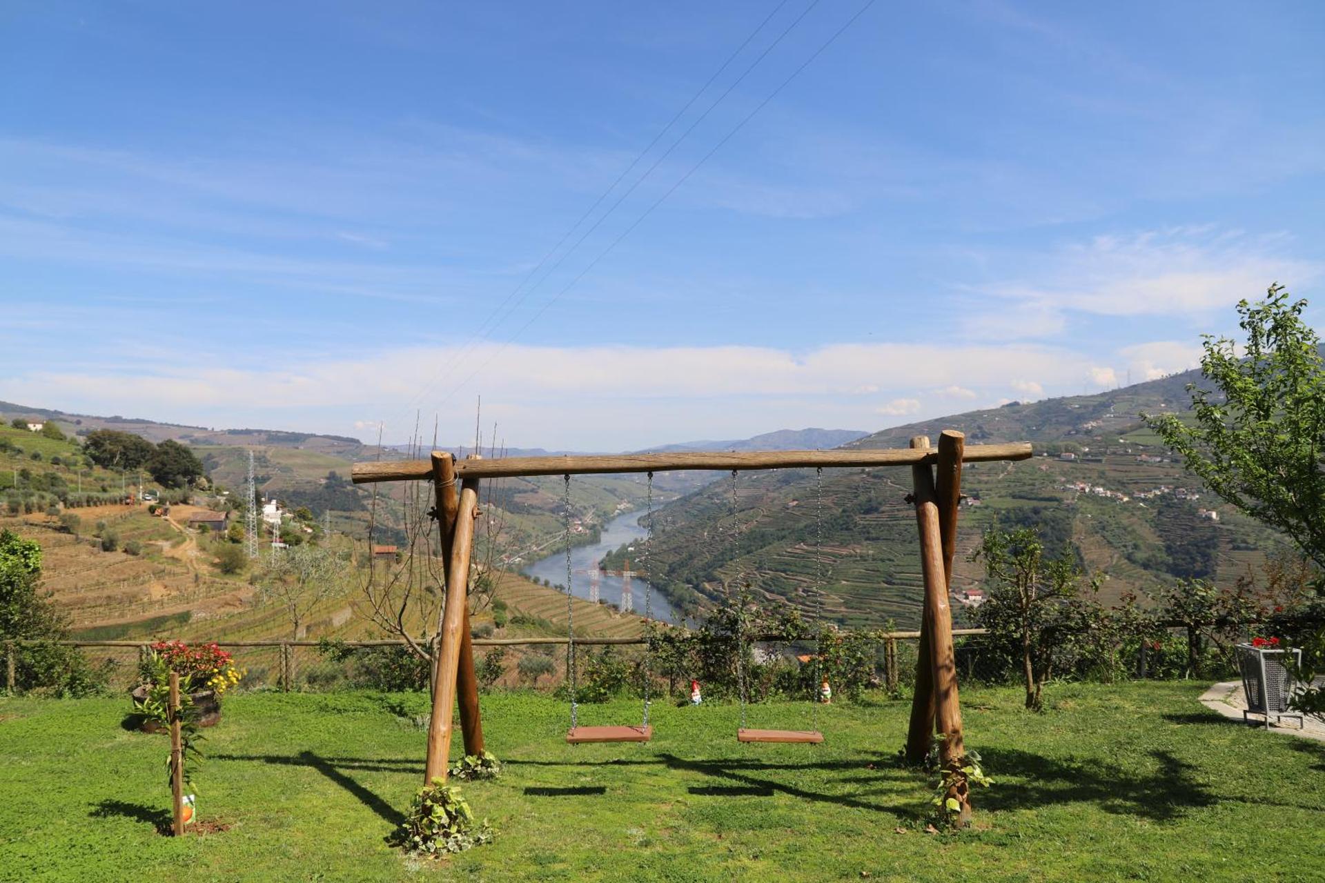 Descubra a Casa Vale do Douro: A Joia da Hospitalidade Portuguesa - Imagem 27