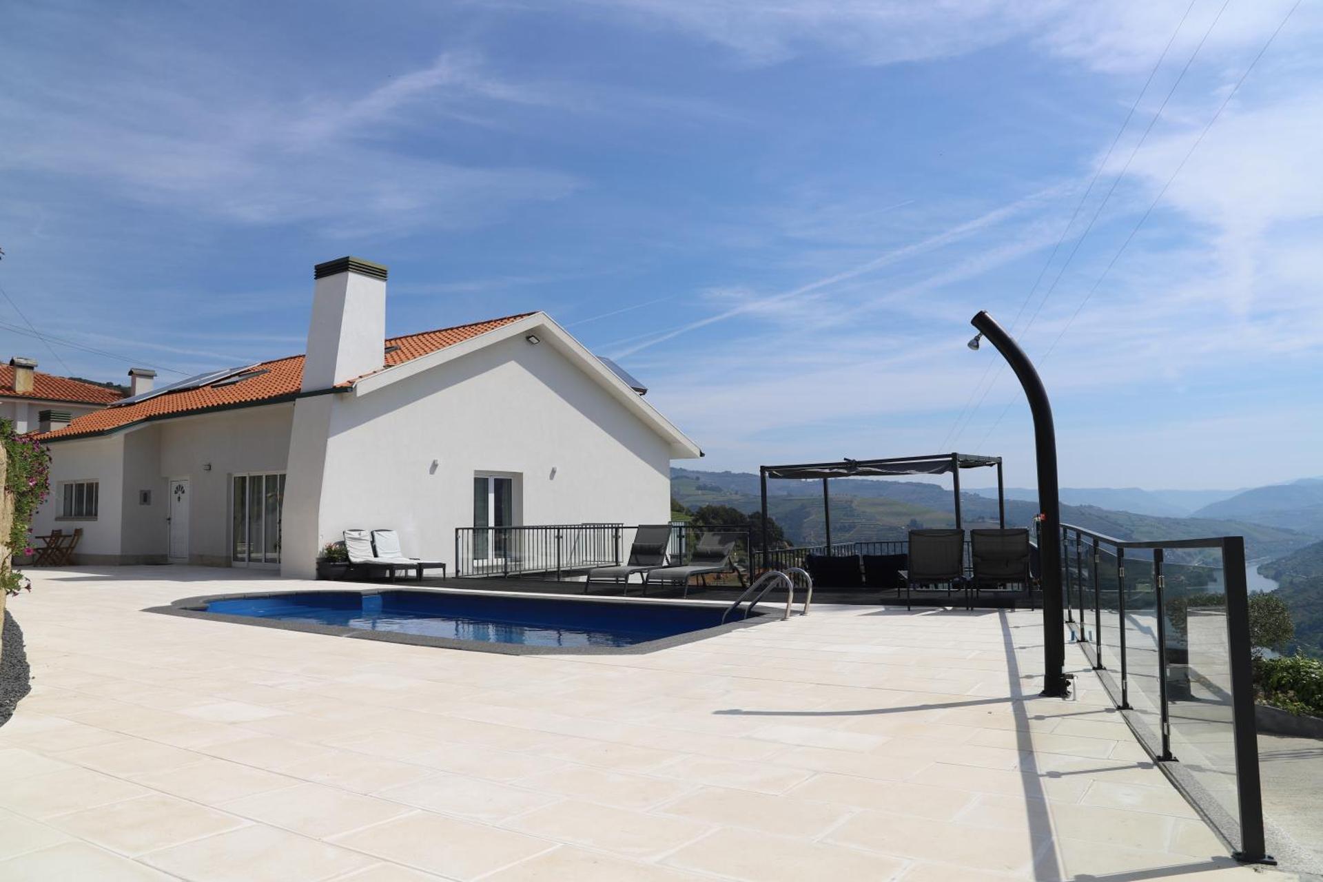 Descubra a Casa Vale do Douro: A Joia da Hospitalidade Portuguesa - Imagem 34