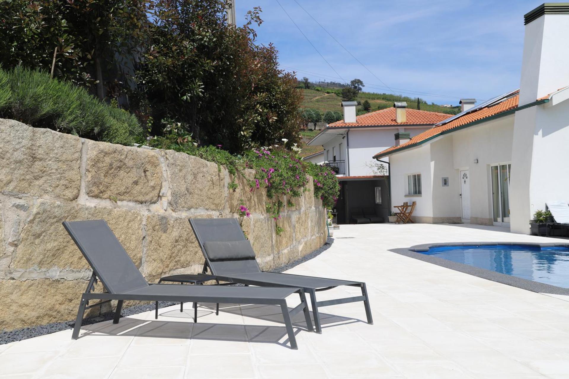 Descubra a Casa Vale do Douro: A Joia da Hospitalidade Portuguesa - Imagem 43