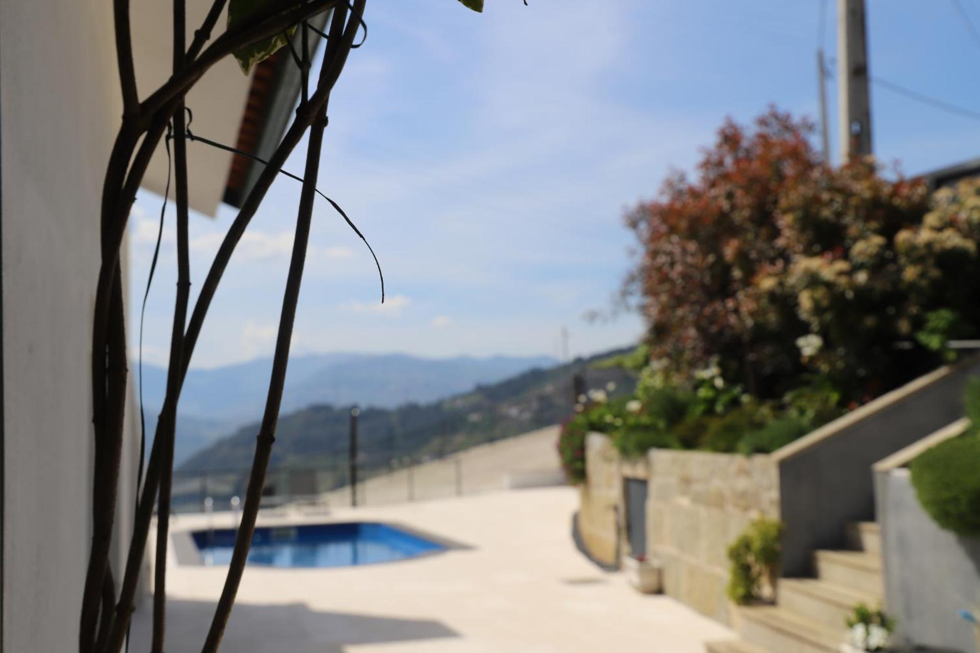 Descubra a Casa Vale do Douro: A Joia da Hospitalidade Portuguesa - Imagem 83