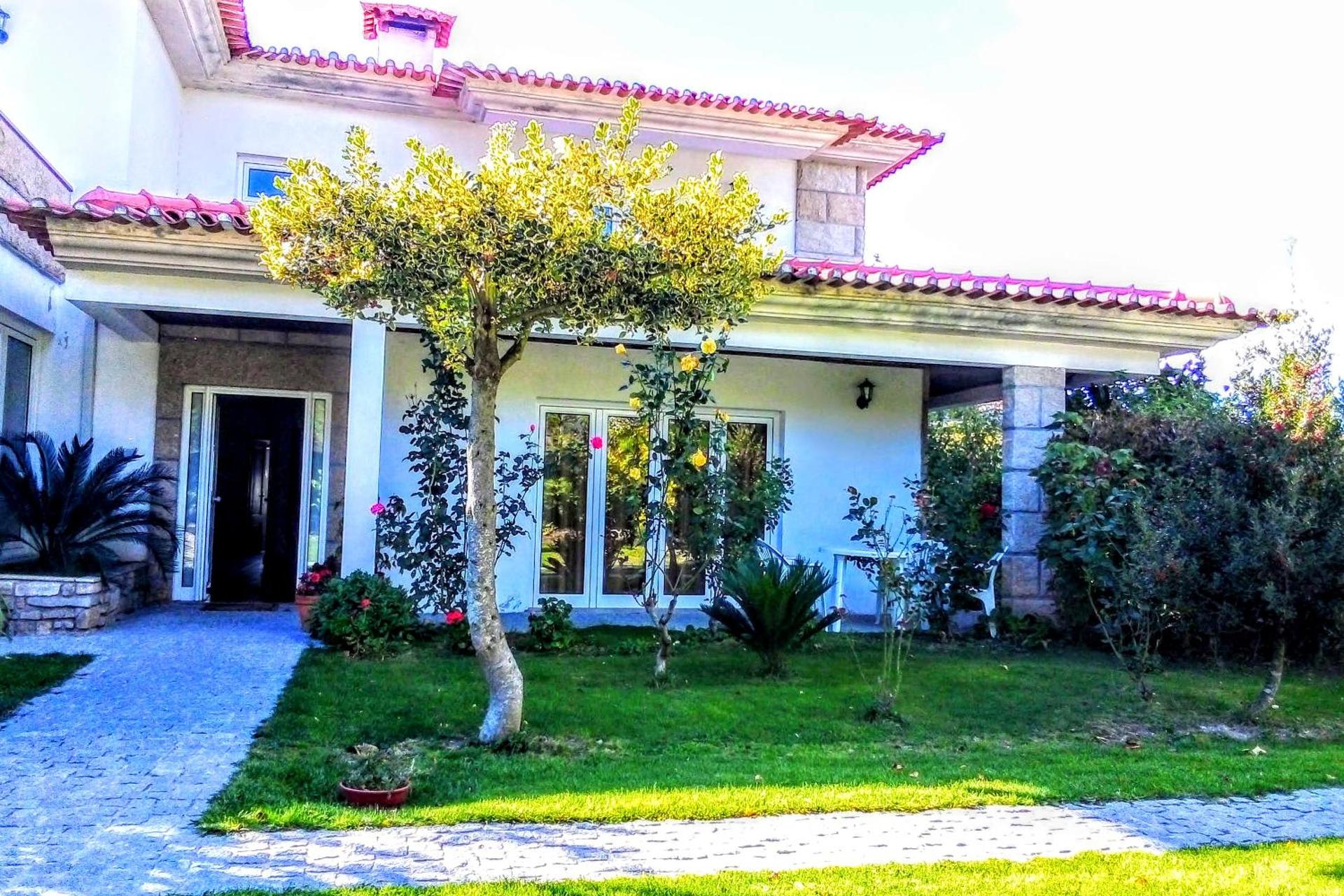 Descubra a Casa Vale do Rio Ovil: Uma Experiência Incomparável em Hospitalidade - Imagem 69