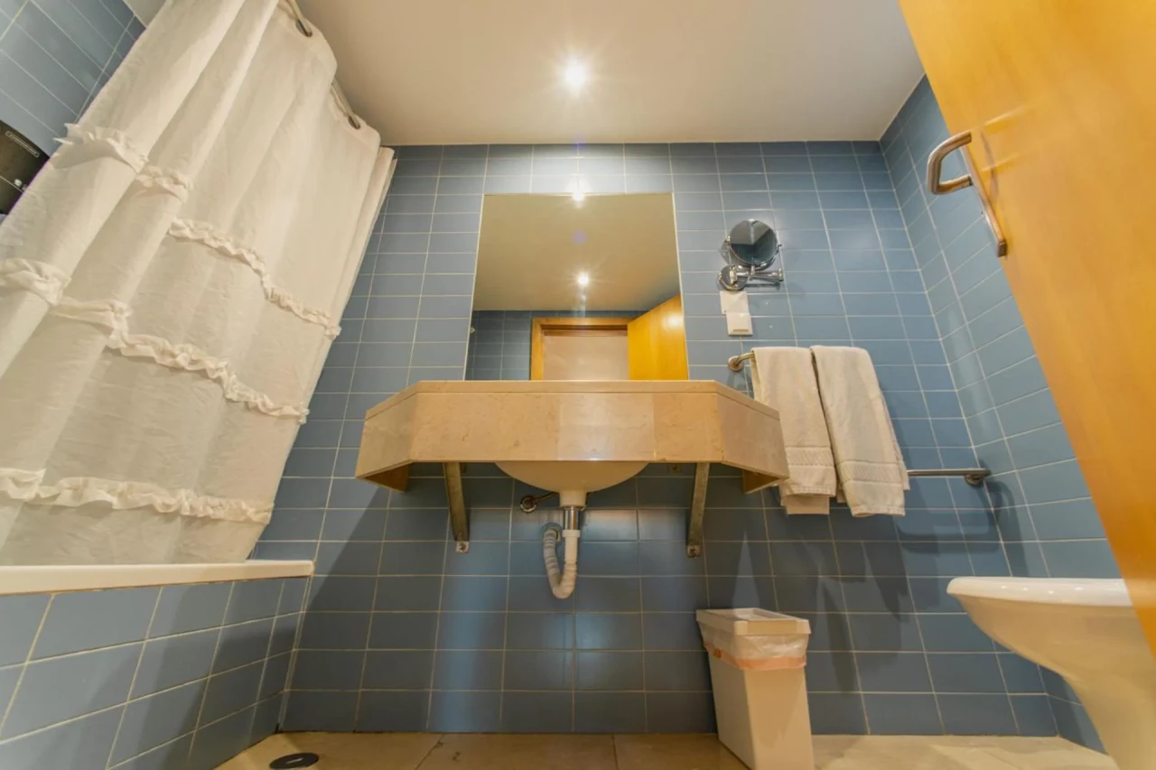 Cascais Hotel - Image 3