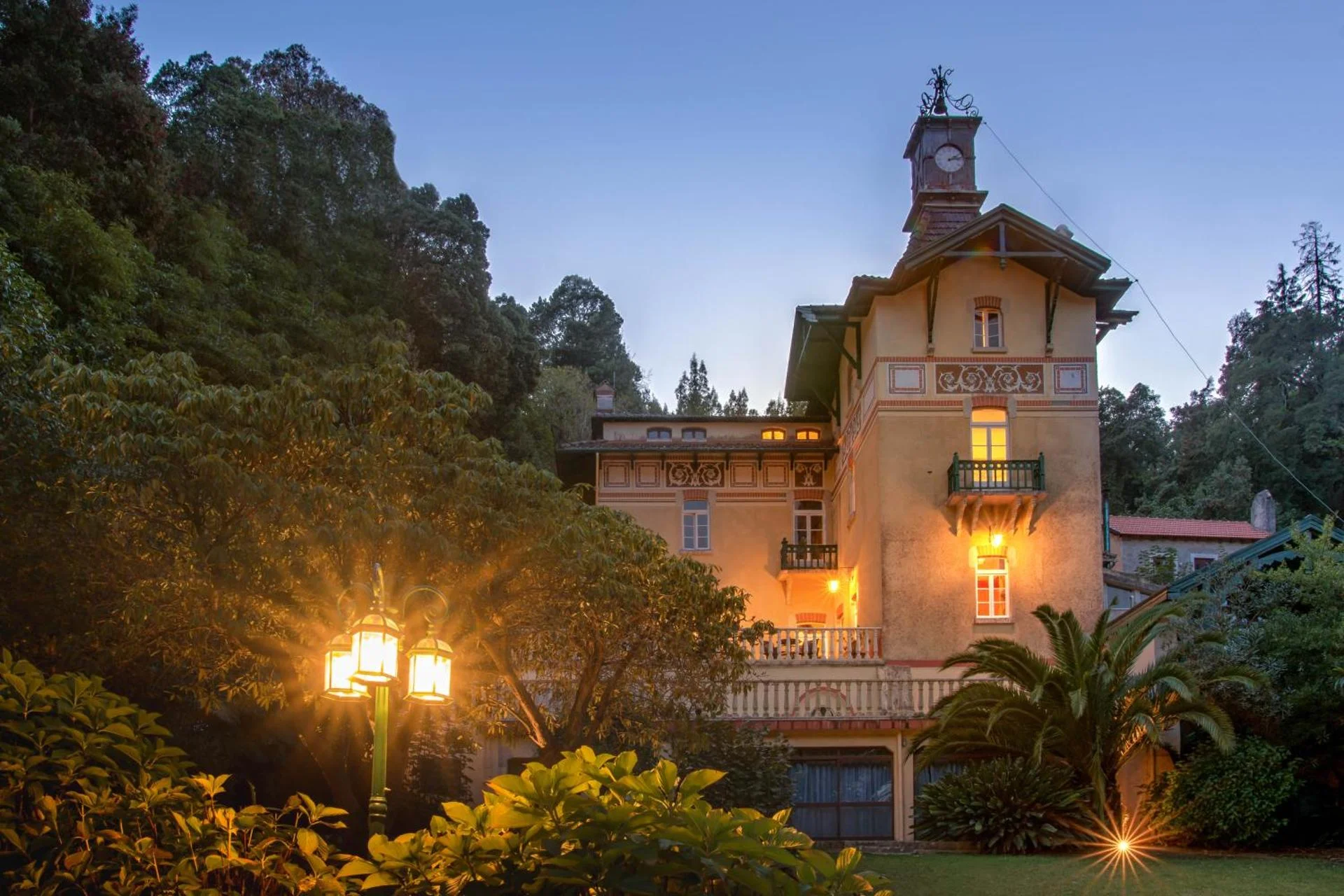 Chalet Relogio Guesthouse - Image 2
