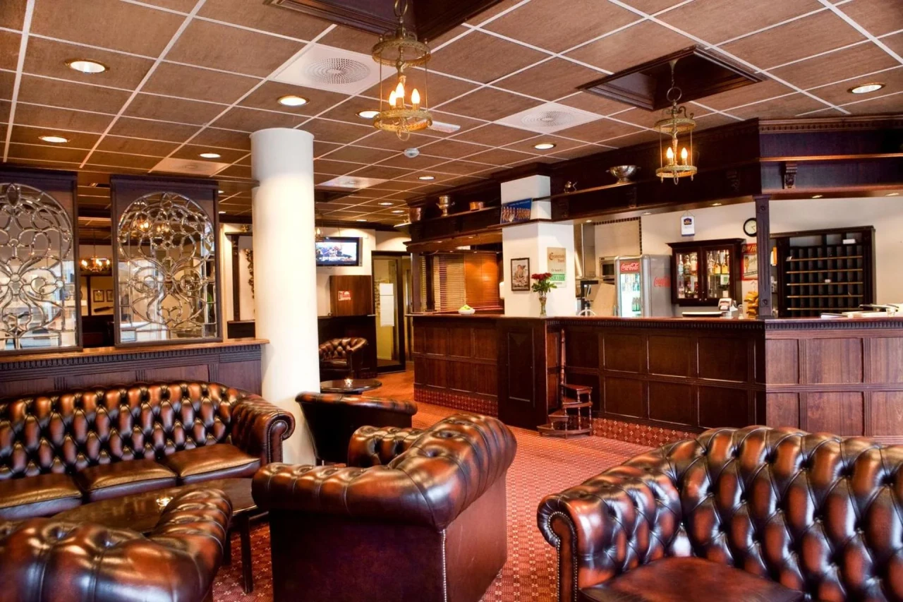 Chesterfield Hotel - Image 15