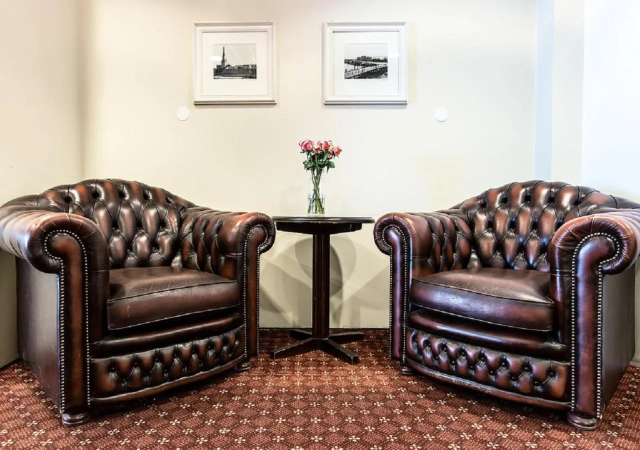 Chesterfield Hotel - Image 19