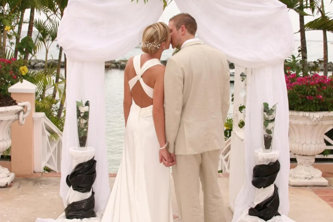 Coco Reef Resort & Spa - Image 18
