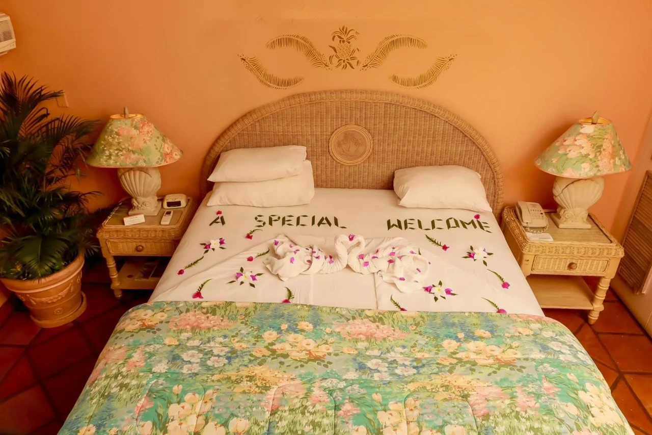Coco Reef Resort & Spa - Image 10