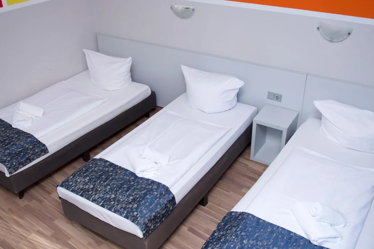 Colour Hotel - Image 12