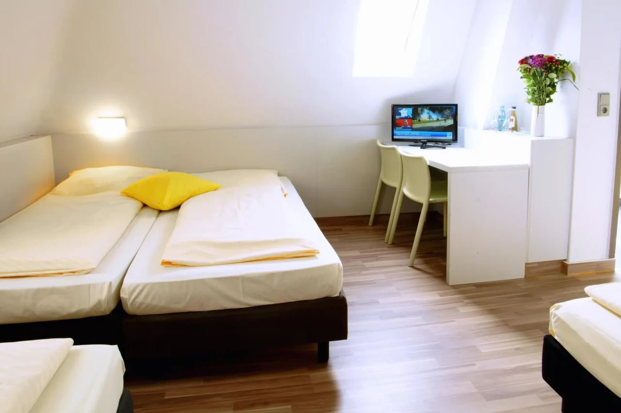 Colour Hotel - Image 13
