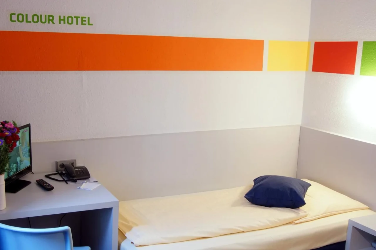 Colour Hotel - Image 14
