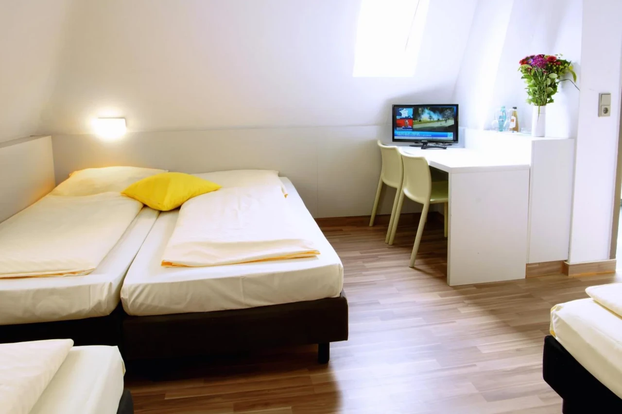 Colour Hotel - Image 17