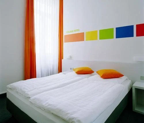 Colour Hotel - Image 9