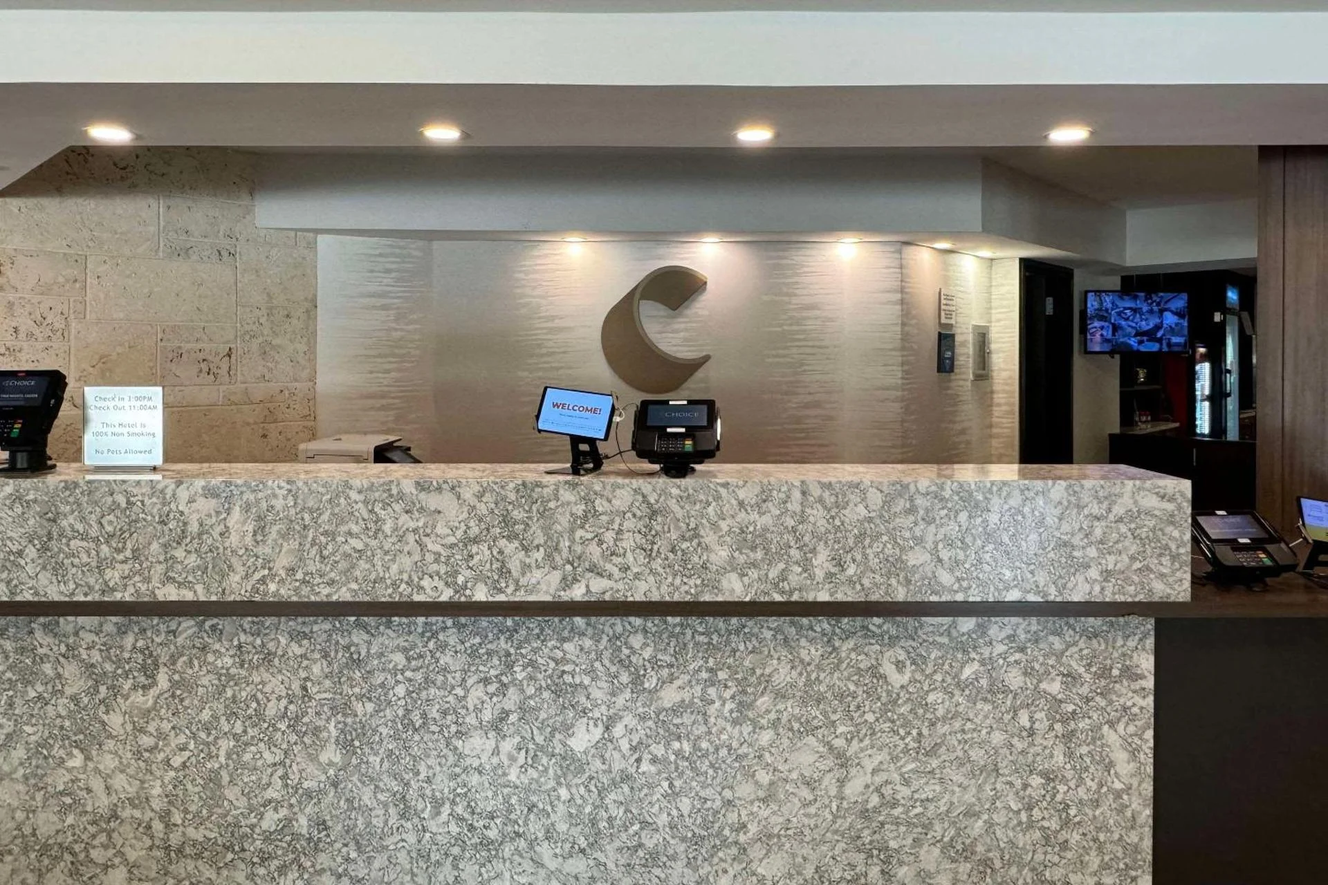 Comfort Inn & Suites Downtown Brickell-Port of Miami - Image 17